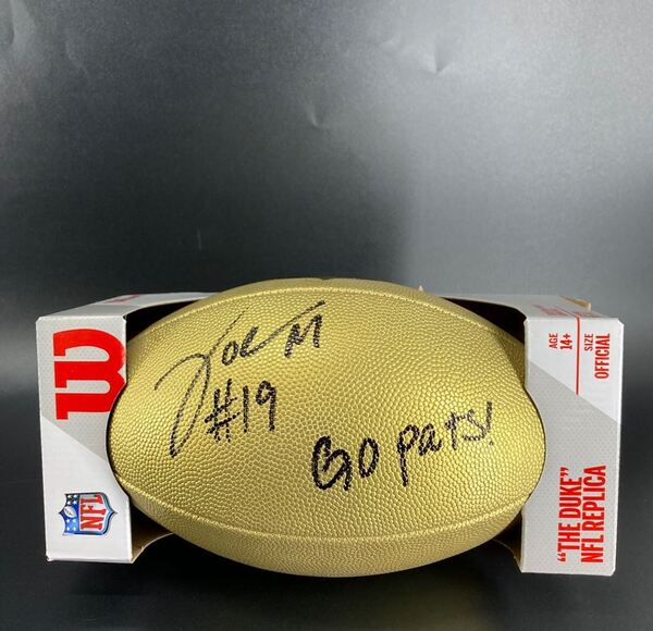 NFL - Patriots Joe Milton Signed Gold Composite Football