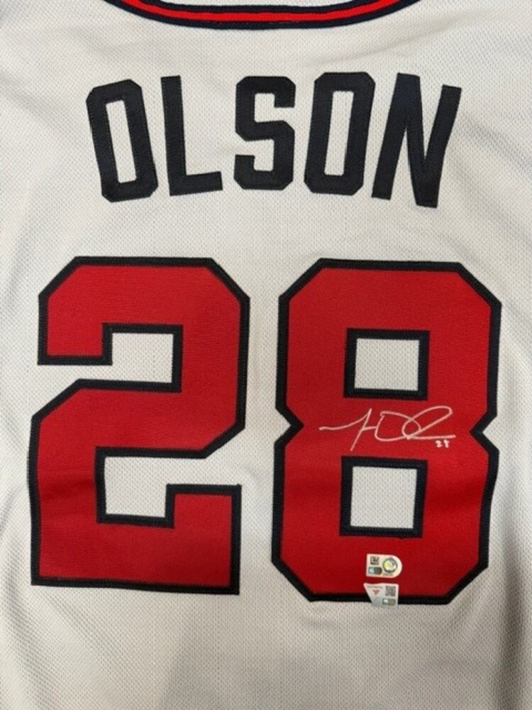 Matt Olson Autographed Grey Authentic Braves Jersey | MLB Auctions