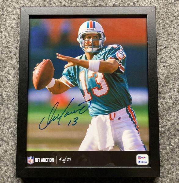NFL - Dolphins Dan Marino Signed NFL Auction Exclusive Framed 8x10 Photo...