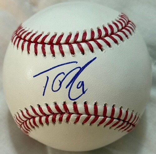 Tyler O'Neill Autographed Baseball #9 | MLB Auctions