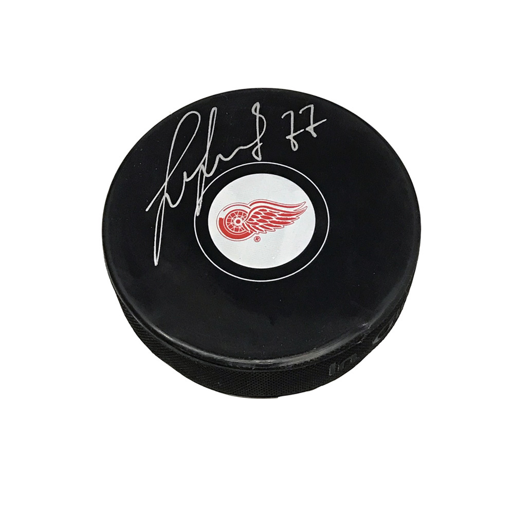 EVGENY SVECHNIKOV Signed Detroit Red Wings Puck