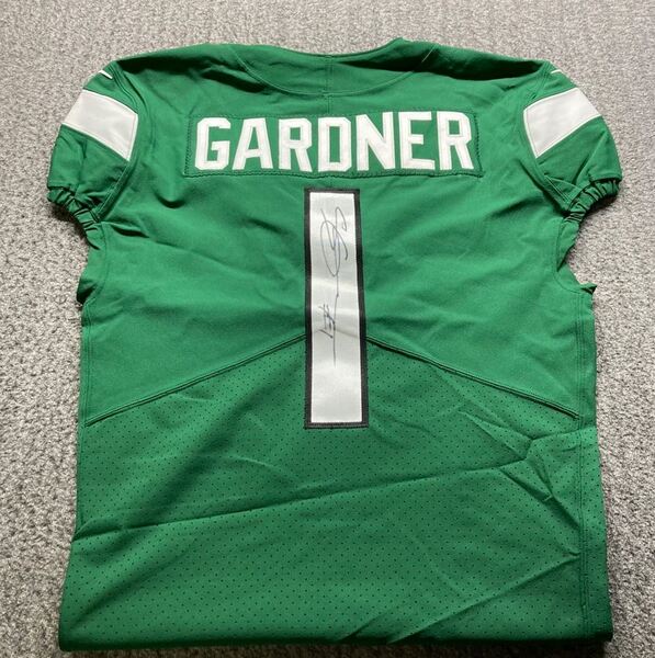 NFL - Jets Sauce Gardner Signed Authentic Jersey Size 40