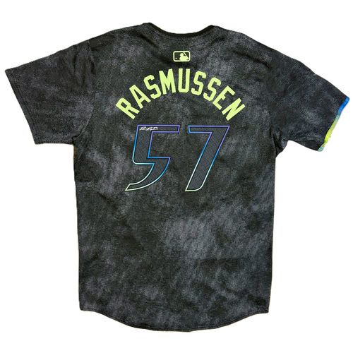 Game-Used or Autographed Autographed | MLB Auctions