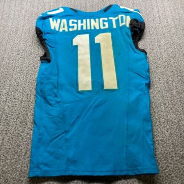 London Games - Jaguars Parker Washington Game Worn Jersey (10/19/2025) S...