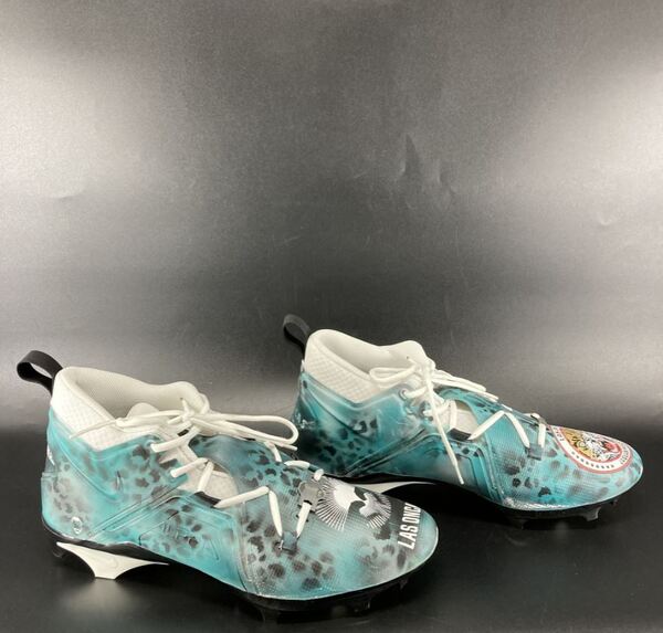 MCMC - Jaguars DaVon Hamilton Signed Custom Cleats 2025 Season Size 16 -...