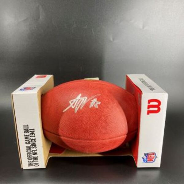 NFL - Giants Arvell Reese Signed Authentic Football with NFL Draft Logo