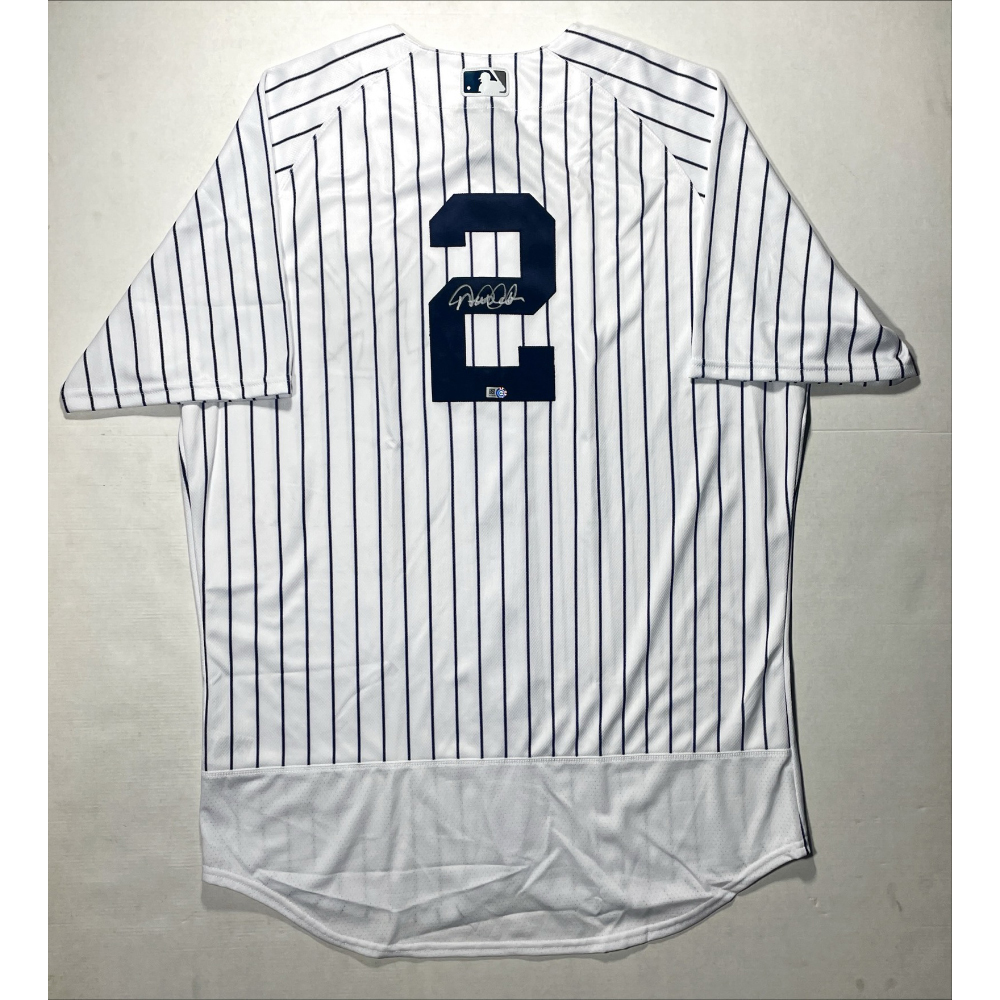 Derek Jeter 直筆サイン入り ヤンキースタジアム 座席 背もたれ Derek Jeter Signed Jersey - Size 48 | New York Yankees Auctions