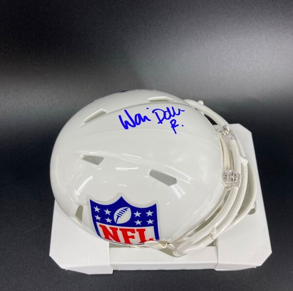 NFL - Giants Wan'Dale Robinson Signed NFL Shield Mini Helmet