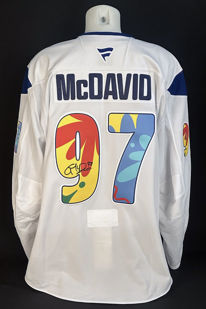 Connor McDavid #97 - Autographed 2025-26 Edmonton Oilers Celebrating Pride Night Ltd Edition Fanatics Practice Jersey (Autographed Only / Not Worn)