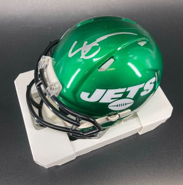 NFL - Jets Sauce Gardner signed mini helmet