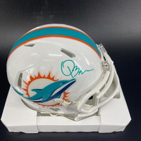 NFL - Dolphins Quinn Ewers Signed Mini Helmet