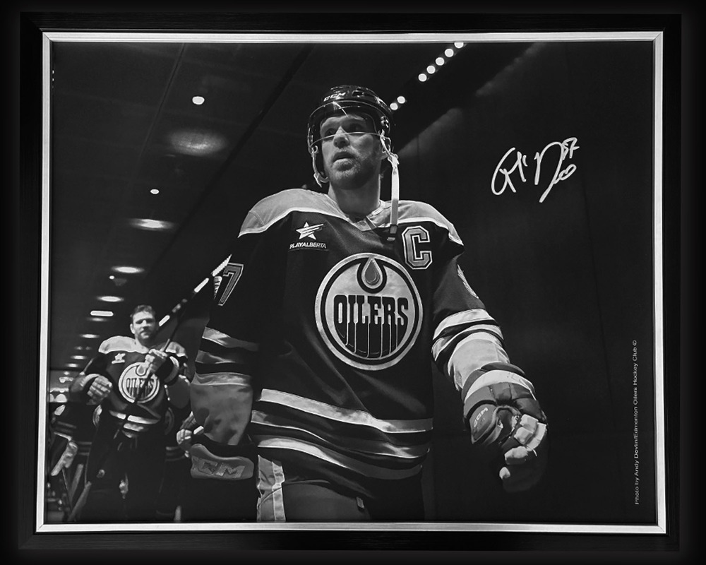 Connor McDavid #97 - Autographed & Framed Edmonton Oilers 16