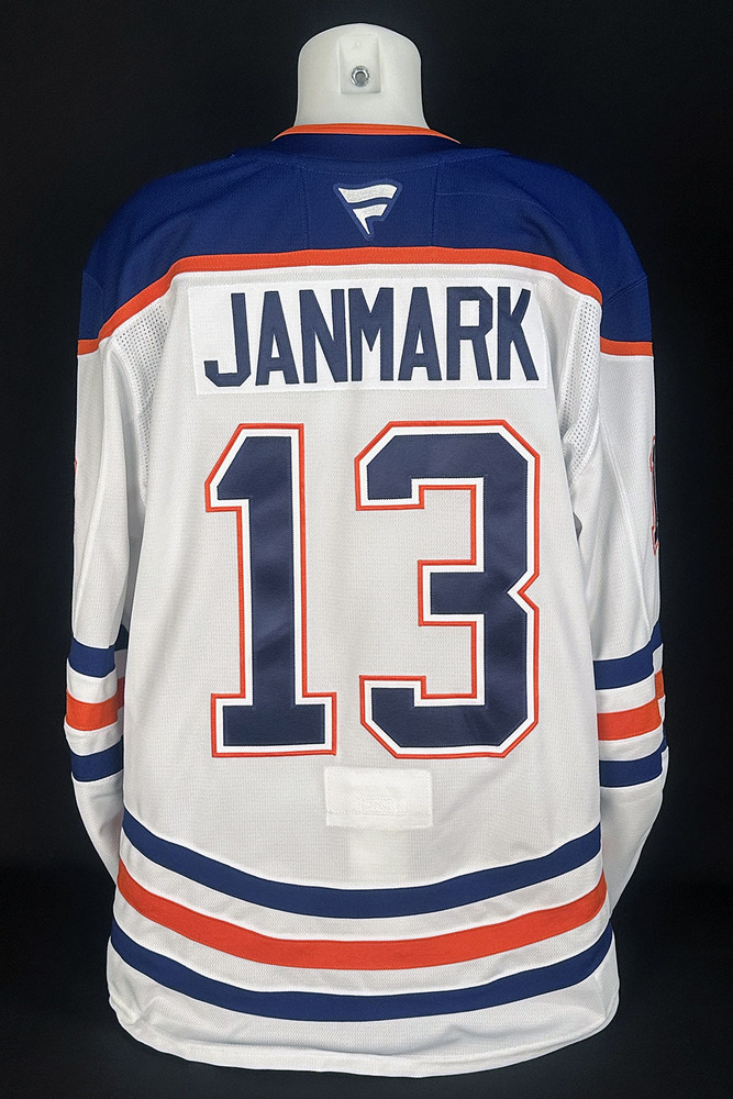 Mattias Janmark #13 - 2025/26 Edmonton Oilers vs Calgary Flames 