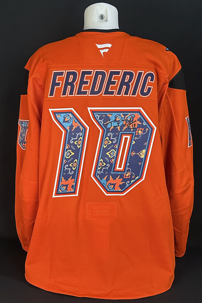 Trent Frederic #10 - Autographed 2025-26 Edmonton Oilers South Asian Celebration Night Ltd Edition Fanatics Practice Jersey (Autographed Only / Not Worn)