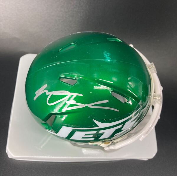 NFL - Jets Mason Taylor Signed Mini Helmet