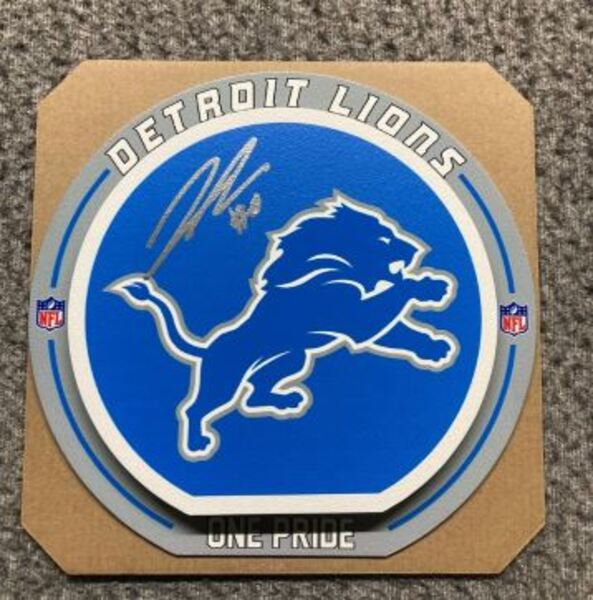 NFL - Lions Jahmyr Gibbs Signed 3D Metal Wall Art (8x8)