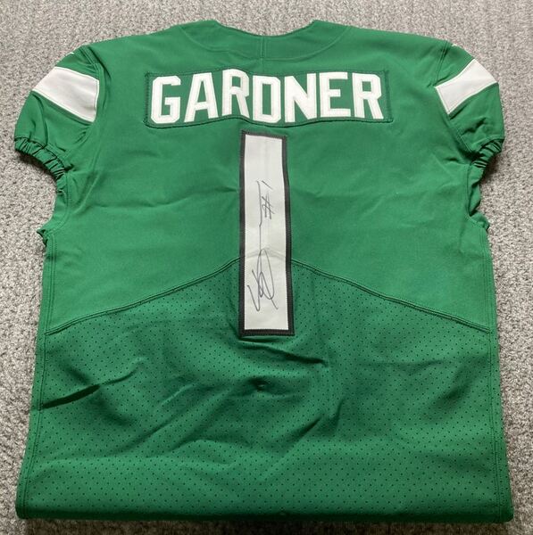 NFL - Jets Sauce Gardner Signed Authentic Jersey Size 40