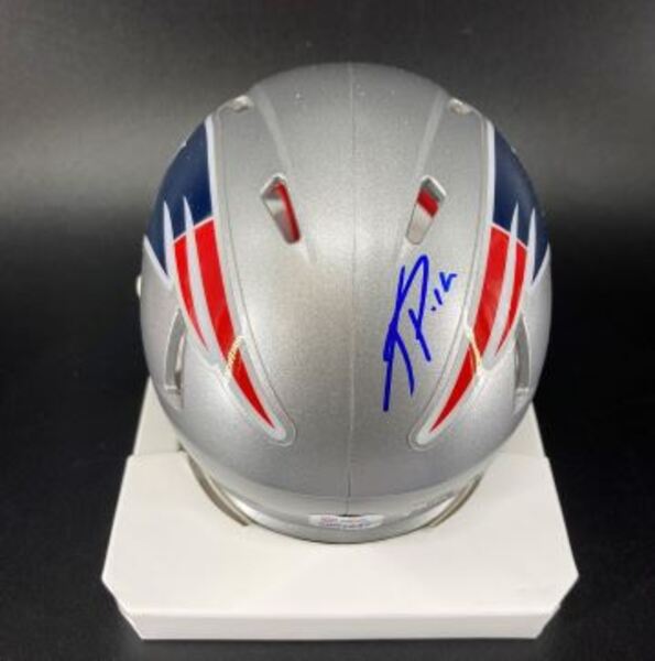NFL - Patriots Ja'Lynn Polk Signed Mini Helmet