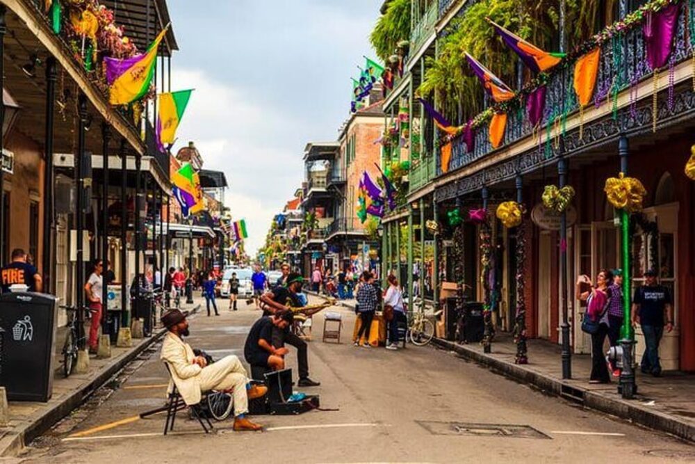 Foodie walking tour of the French Quarter