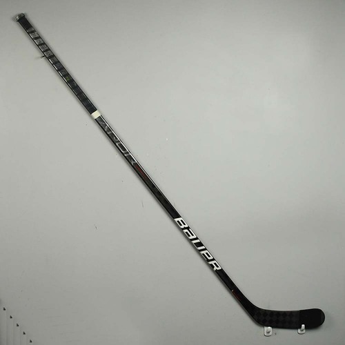 Image of Rask, Victor<br>Bauer Vapor Hyperlite Stick<br>Seattle Kraken<br>2021-22<br>#49