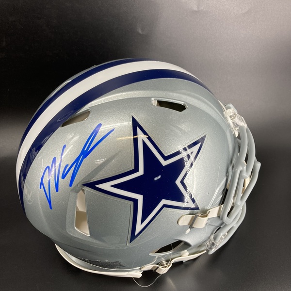 NFL - Cowboys Deuce Vaughn signed authentic helmet