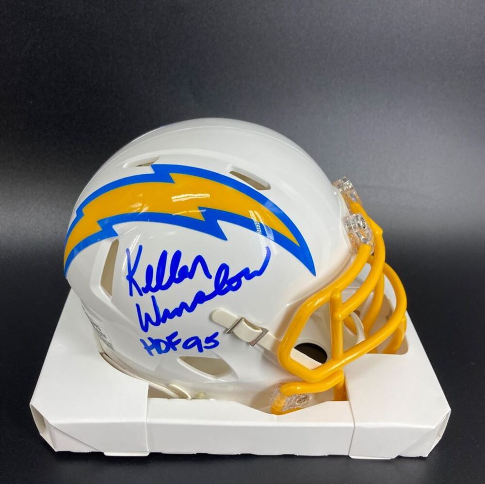 Sneaker – quarter viewrow pages_container mx-auto