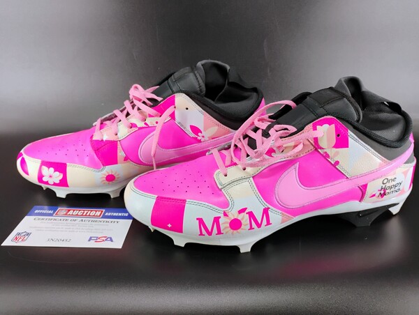 MCMC - Saints Cesar Ruiz Custom Cleats (2025 Season) Size 15 - Proceeds ...