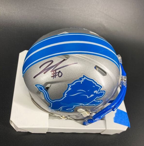 Lions - Jahmyr Gibbs Signed Mini Helmet