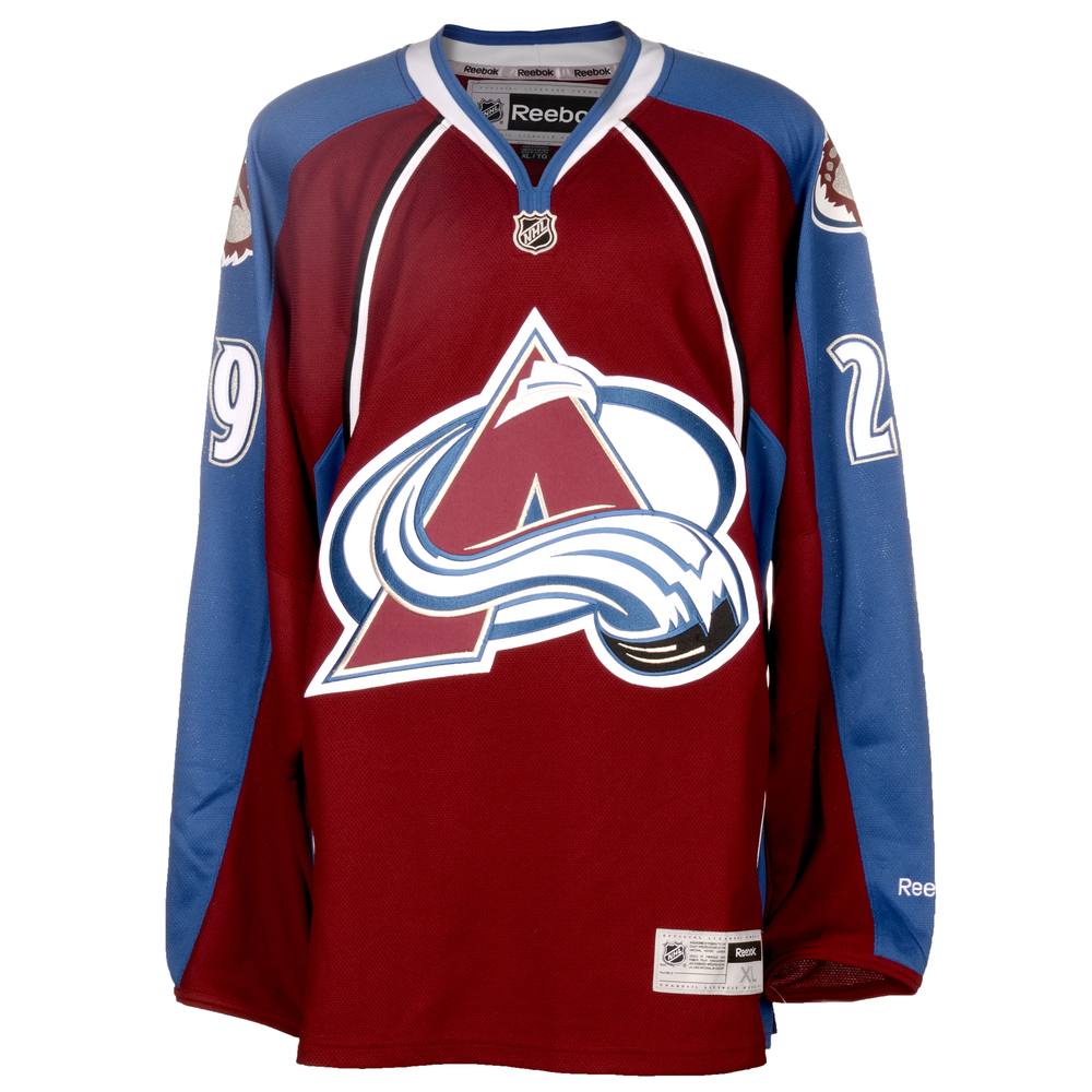 Nathan MacKinnon Signed Colorado Avalanche Fanatics Breakaway Home Maroon Jersey