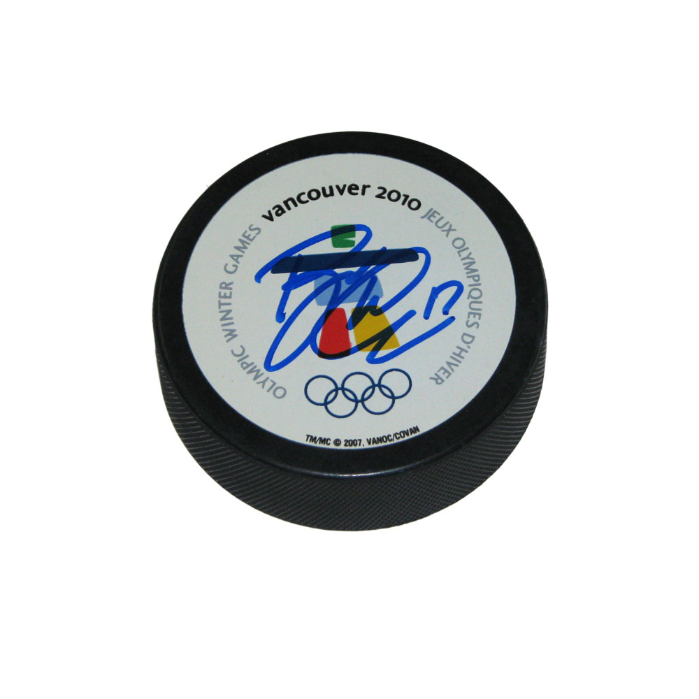 RYAN KESLER Signed 2010 Olympics Hockey Puck