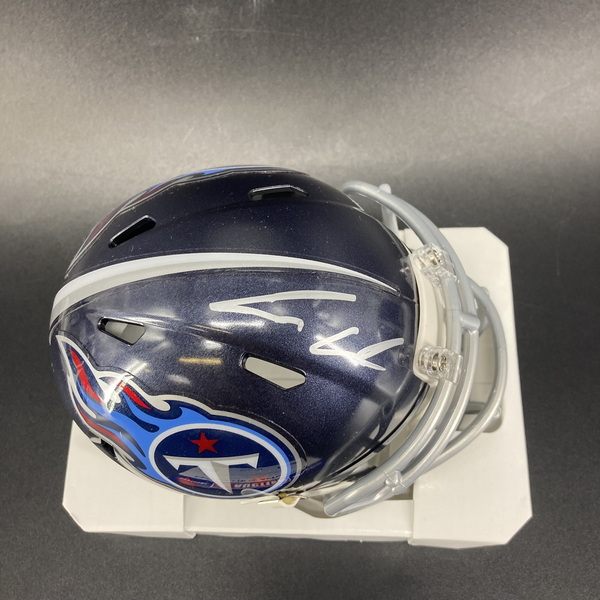 NFL - Titans Cam Ward Signed Mini Helmet