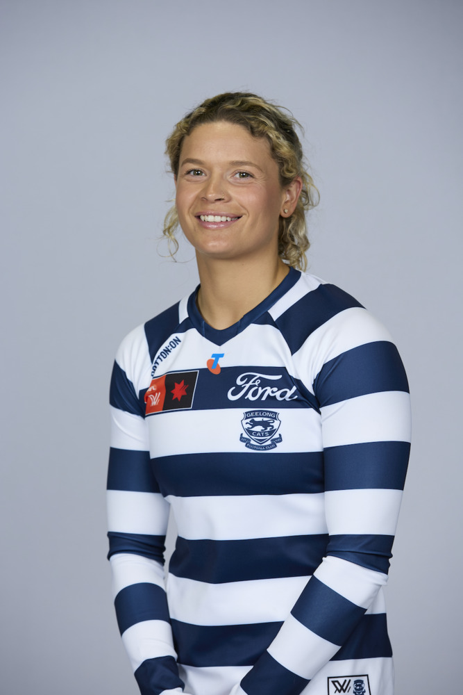 Georgie Prespakis - #41 Signed Guernsey