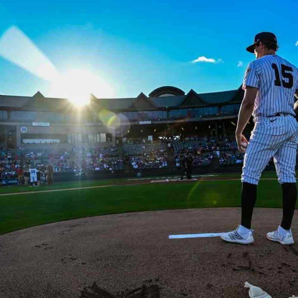 PA Announcer for an Inning: Somerset Patriots vs Hartford Yard Goats
