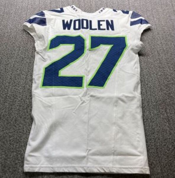 Crucial Catch - Seahawks Tariq Woolen Game Worn Jersey (10/15/23) Size 38