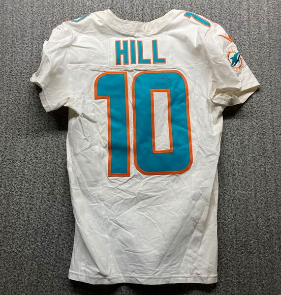 Crucial Catch - Dolphins Tyreek Hill Game Worn Jersey (9/14/2025) Size 3...