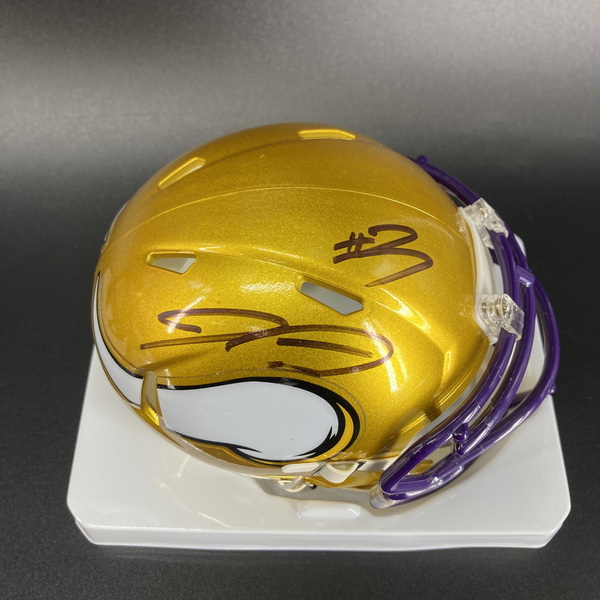 NFL - Vikings Jordan Addison Signed Mini Helmet