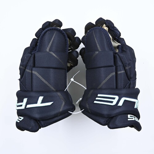 Image of Kuhlman, Karson<br>True Catalyst 9X Gloves<br>Seattle Kraken<br>2022-23<br>#25