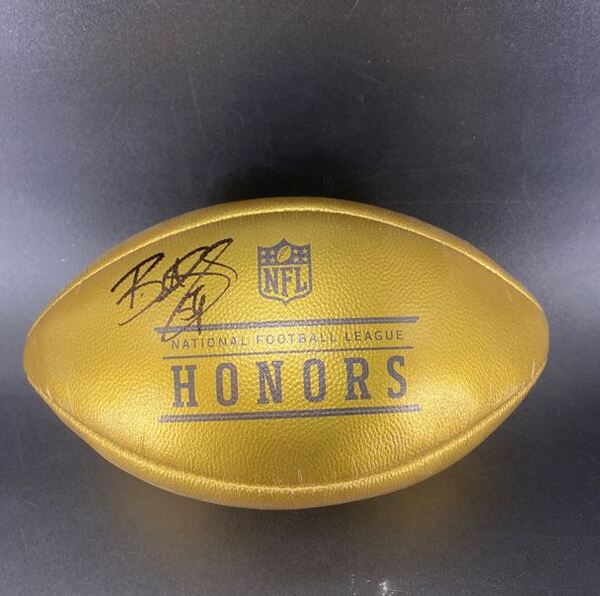 NFL - Commanders Bobby Wagner Signed Gold NFL Honors Football