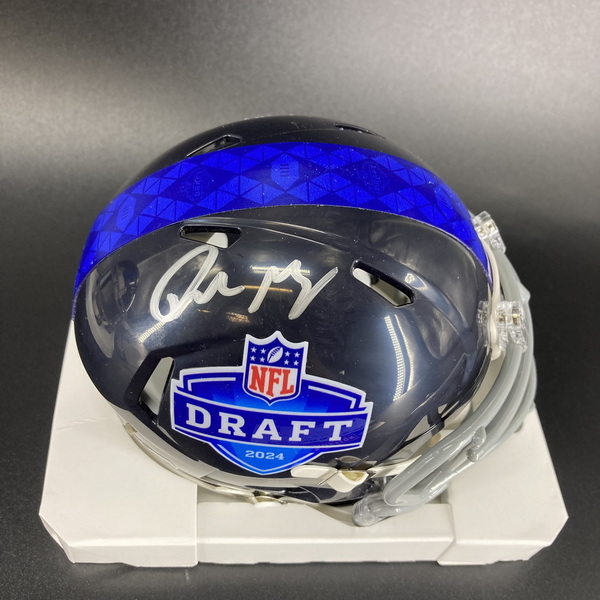 NFL - Patriots Drake Maye Signed NFL Draft Mini Helmet