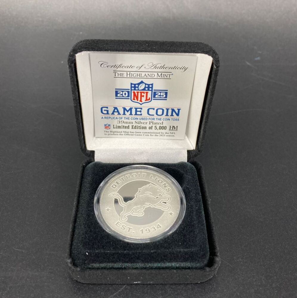 Sneaker – quarter viewrow pages_container mx-auto