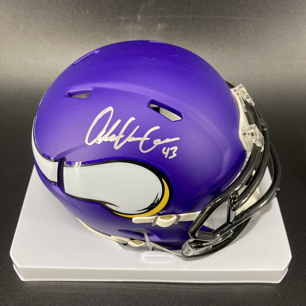 NFL - Vikings Andrew Van Ginkel Signed Mini Helmet