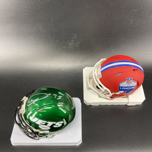 London Games - Jets Quinnen Williams Signed Mini Helmet + London Games M...