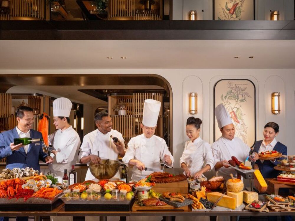 Indulge in Estate's Lobster, Wagyu & Champagne Sunday Brunch at Hilton Singapore Orchard