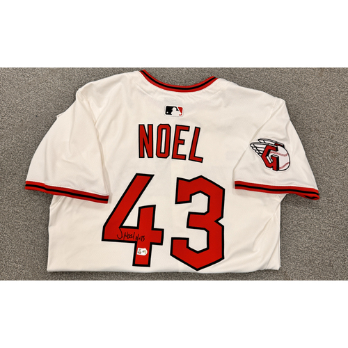 Game-Used or Autographed All auctions | Cleveland Guardians Auctions