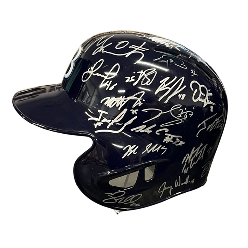 Game-Used or Autographed All auctions | MLB Auctions