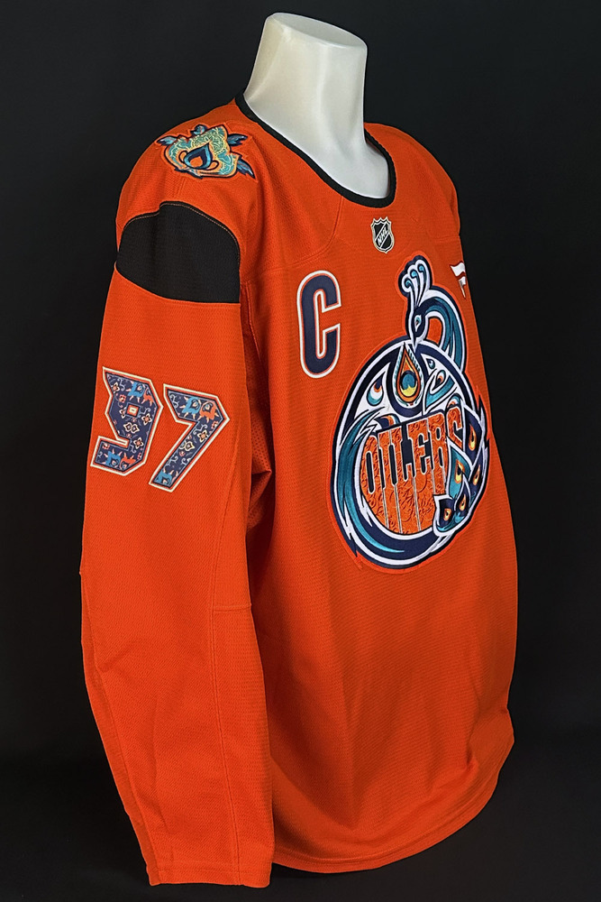Connor McDavid #97 - Autographed 2025-26 Edmonton Oilers South Asian Celebration Night Ltd Edition Fanatics Practice Jersey (Autographed Only / Not Worn)