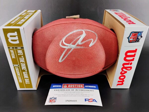 NFL - Dolphins Jaylen Wright Signed Authentic Football