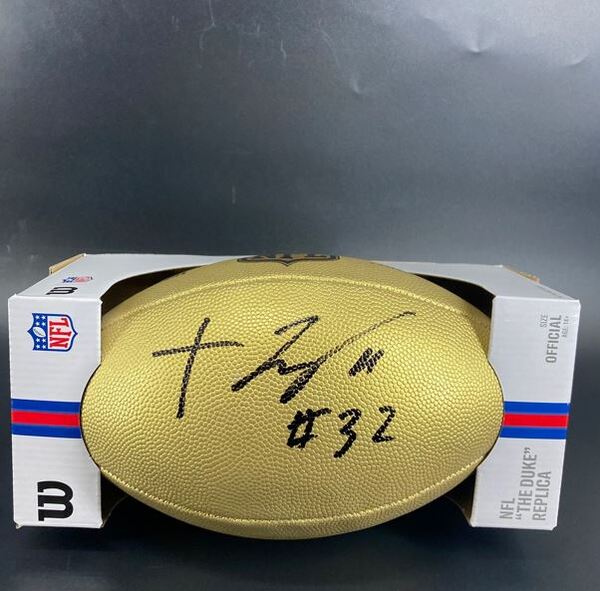 NFL - Patriots TreVeyon Henderson Signed Gold Composite Football