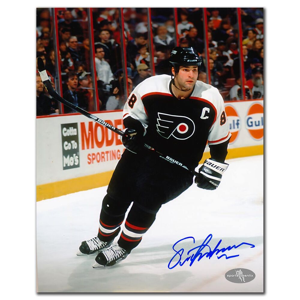 Eric Lindros Autographed Philadelphia Flyers 8x10 Photo - Black Jersey Skating