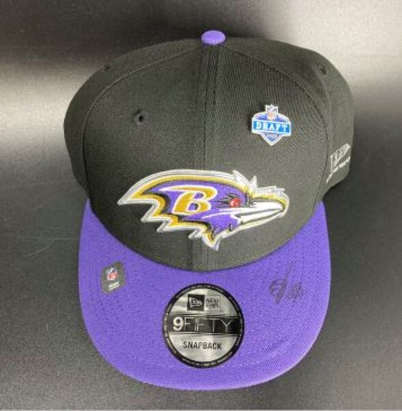 NFL - Ravens Elijah Sarratt Signed Hat With 2026 Draft Pin